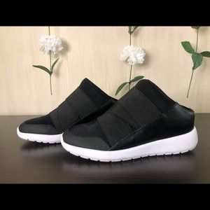 Steve Madden Casual Wedge Sneakers